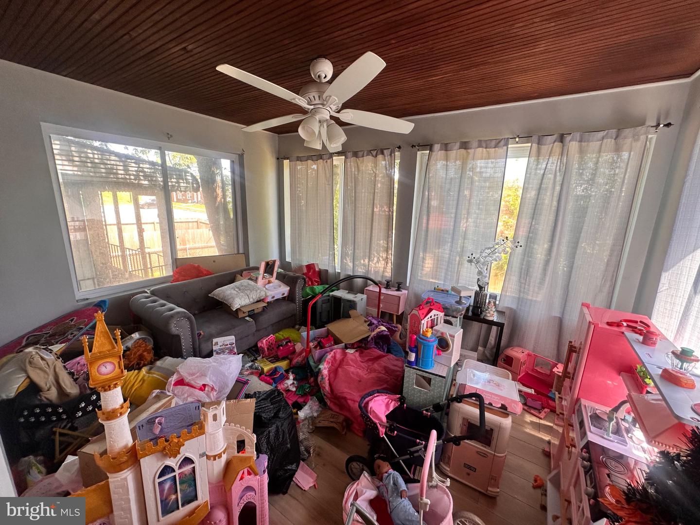 2725 N Rosedale St Property Photo 11