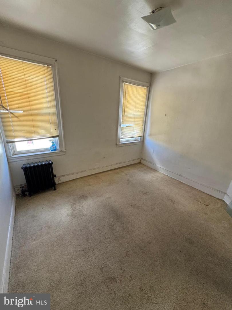 2826 Winchester St Property Photo 17