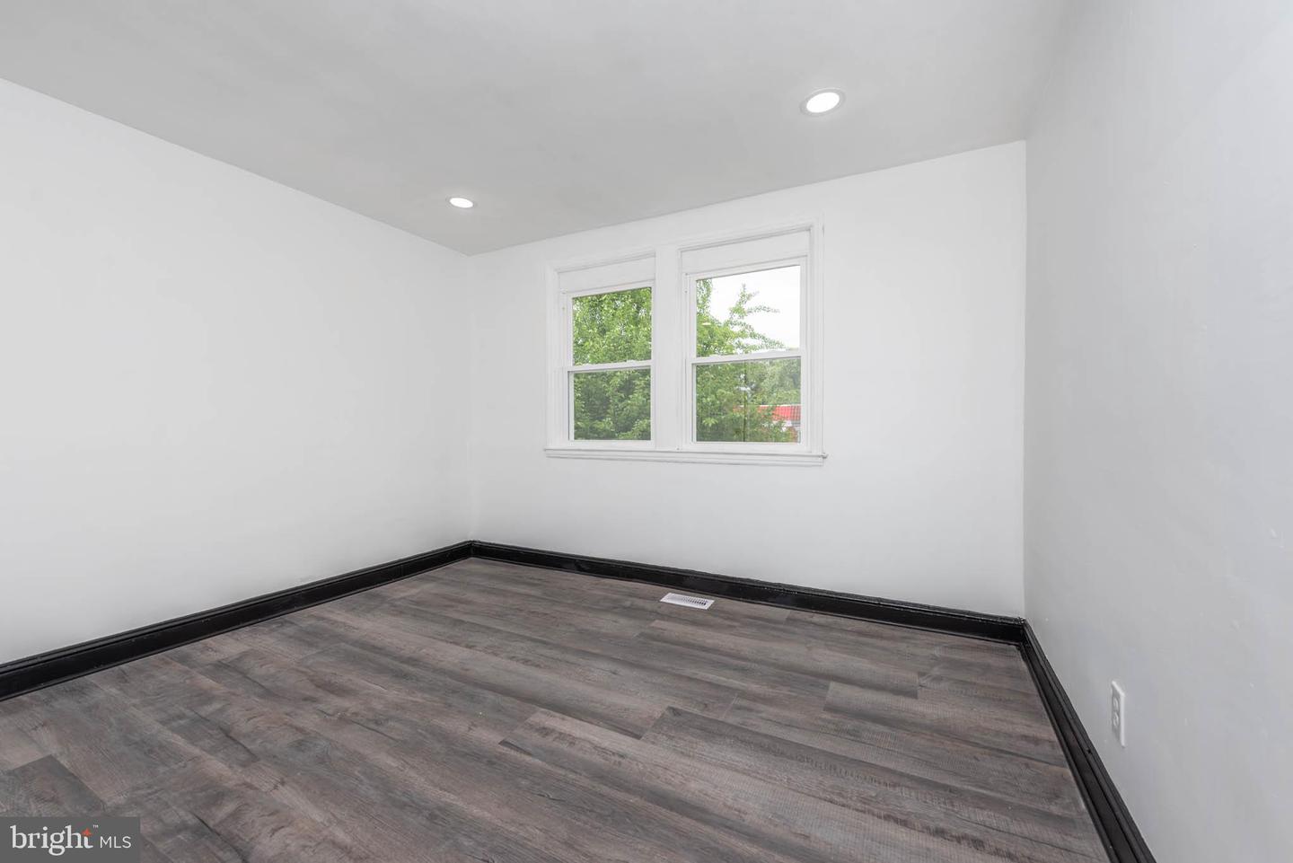 2727 Ellicott Dr Property Photo 14