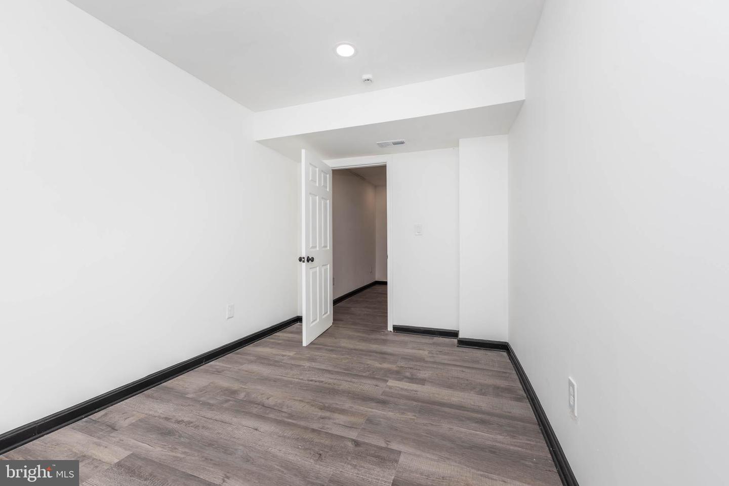2727 Ellicott Dr Property Photo 21