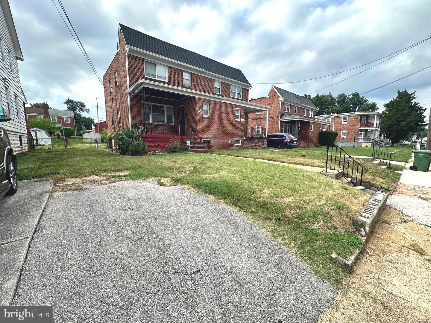 4020 Mortimer Ave Property Photo 2
