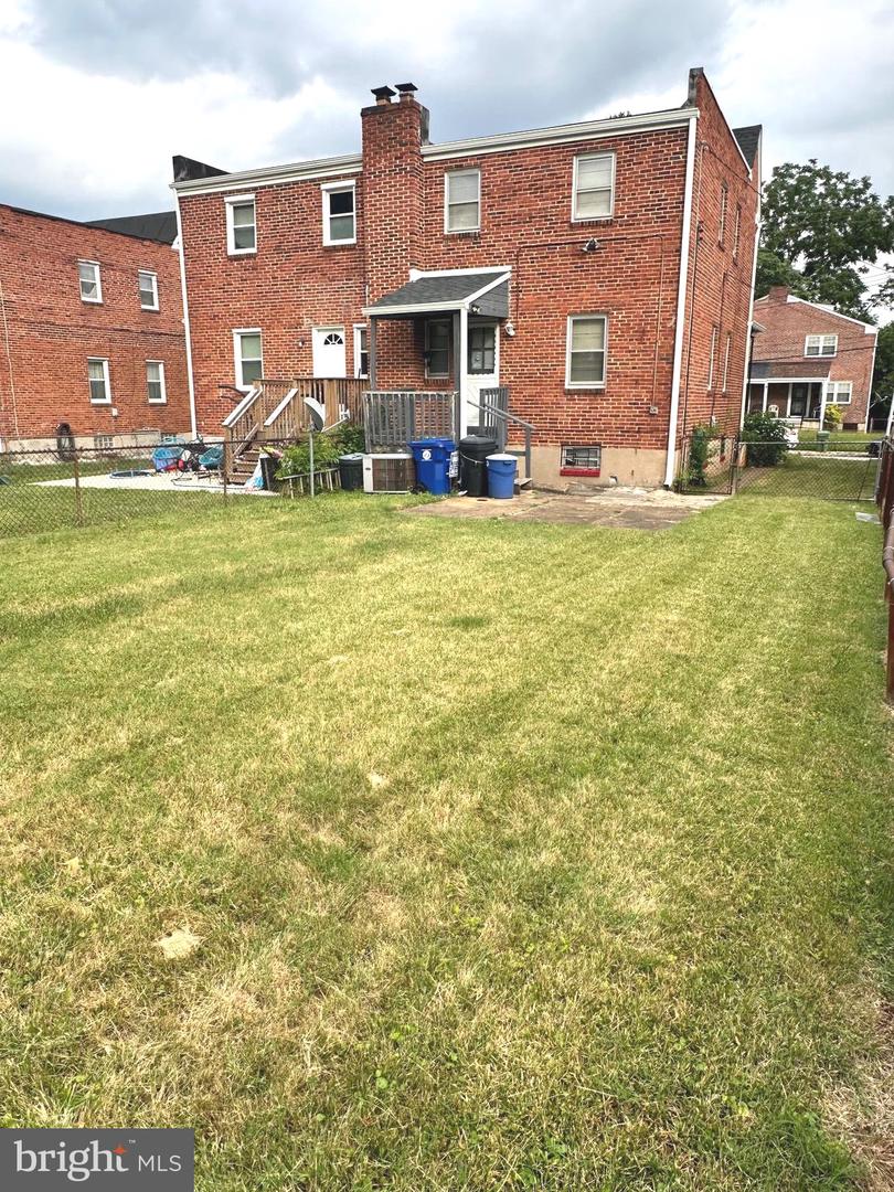 4020 Mortimer Ave Property Photo 12