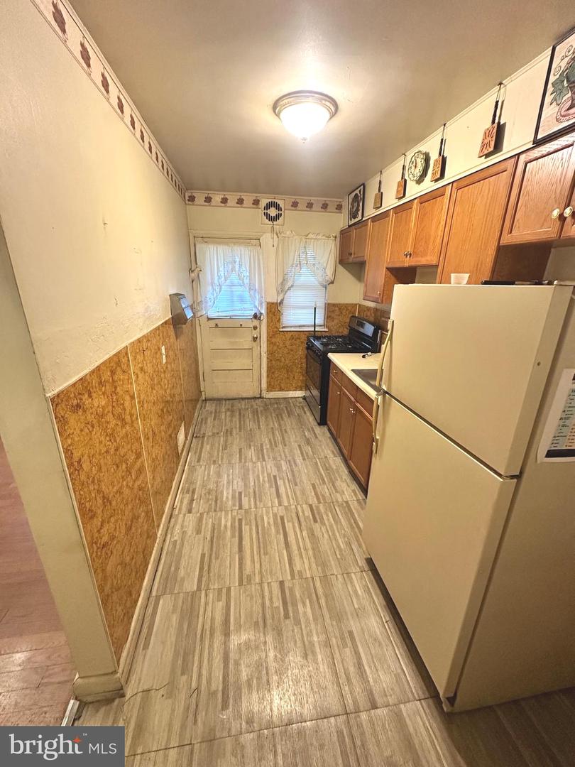 4020 Mortimer Ave Property Photo 16