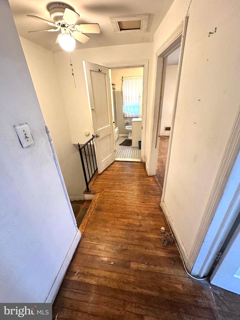 4020 Mortimer Ave Property Photo 25
