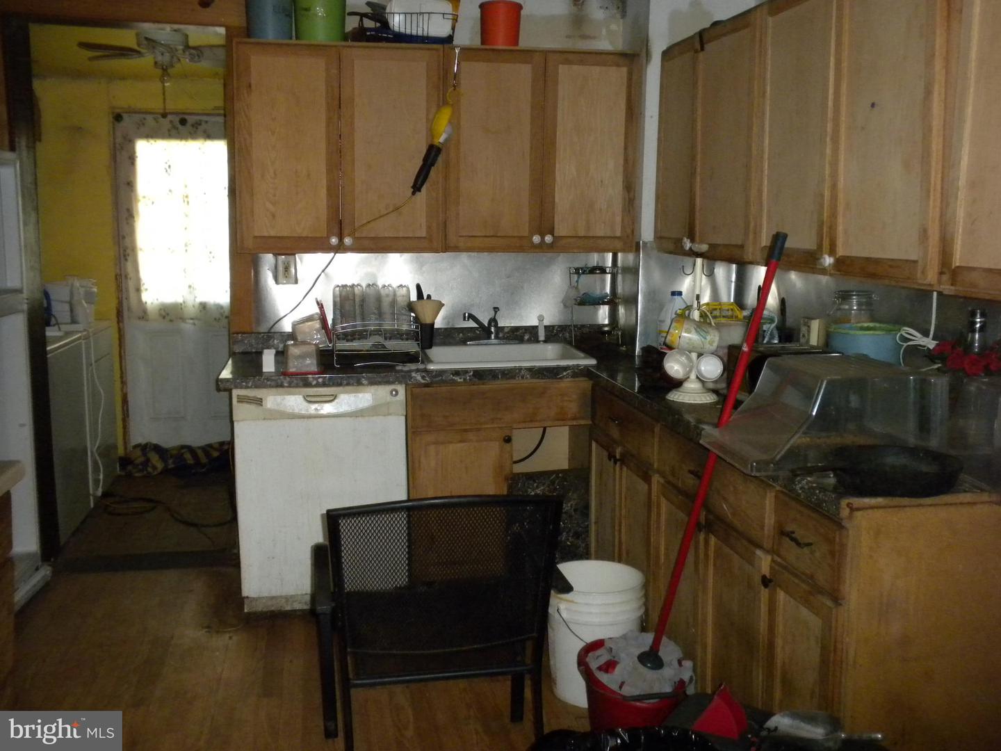 108 S Carey St Property Photo 4
