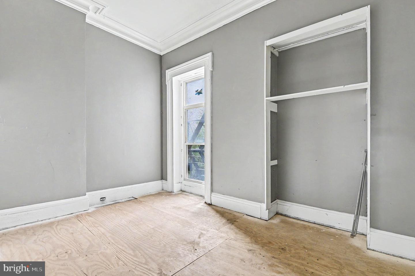 1313 W Fayette St Property Photo 45