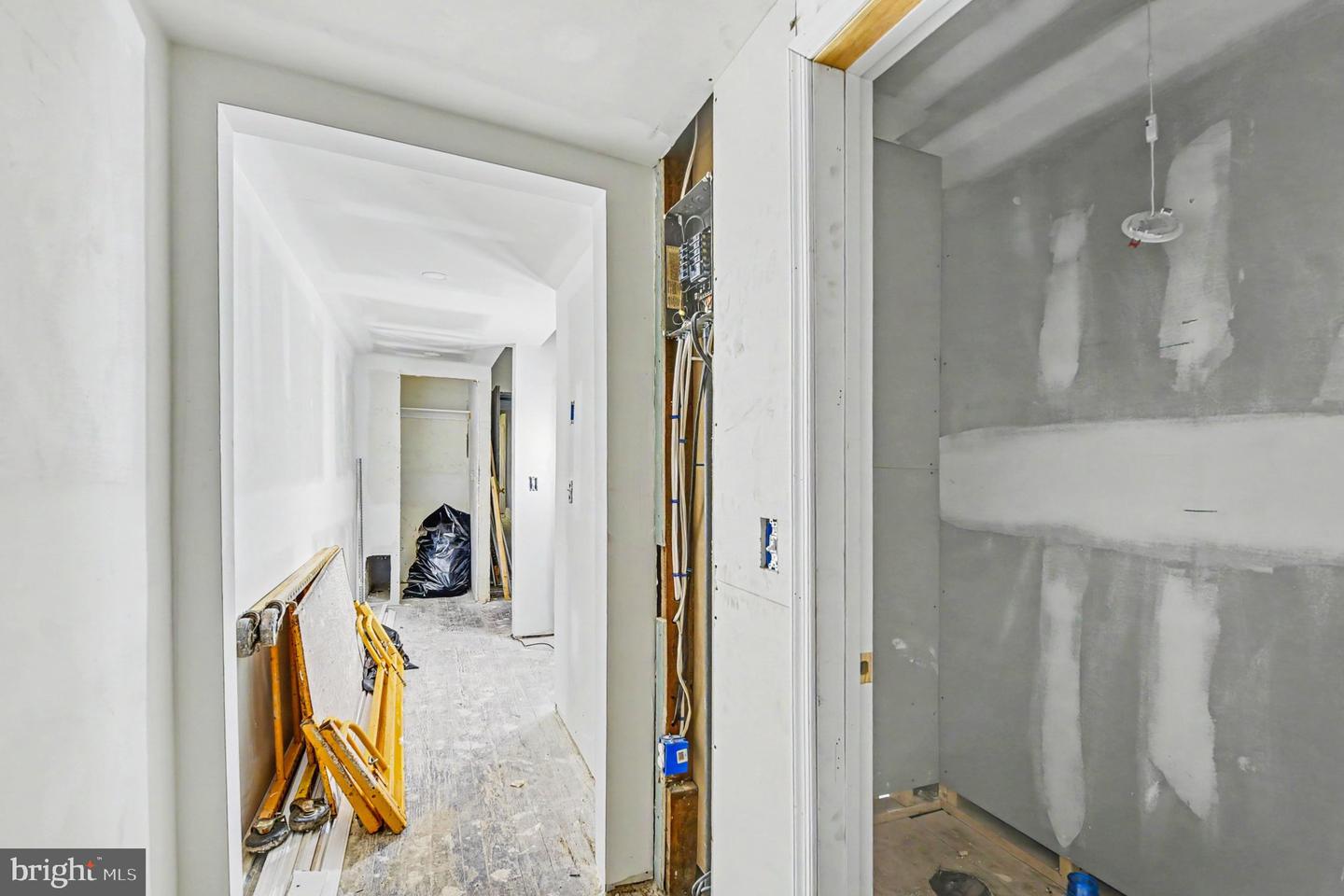 1313 W Fayette St Property Photo 47