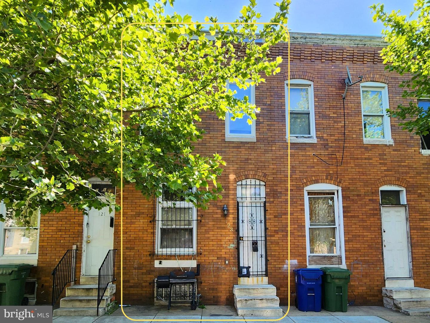 123 S CATHERINE ST Property Photo 1