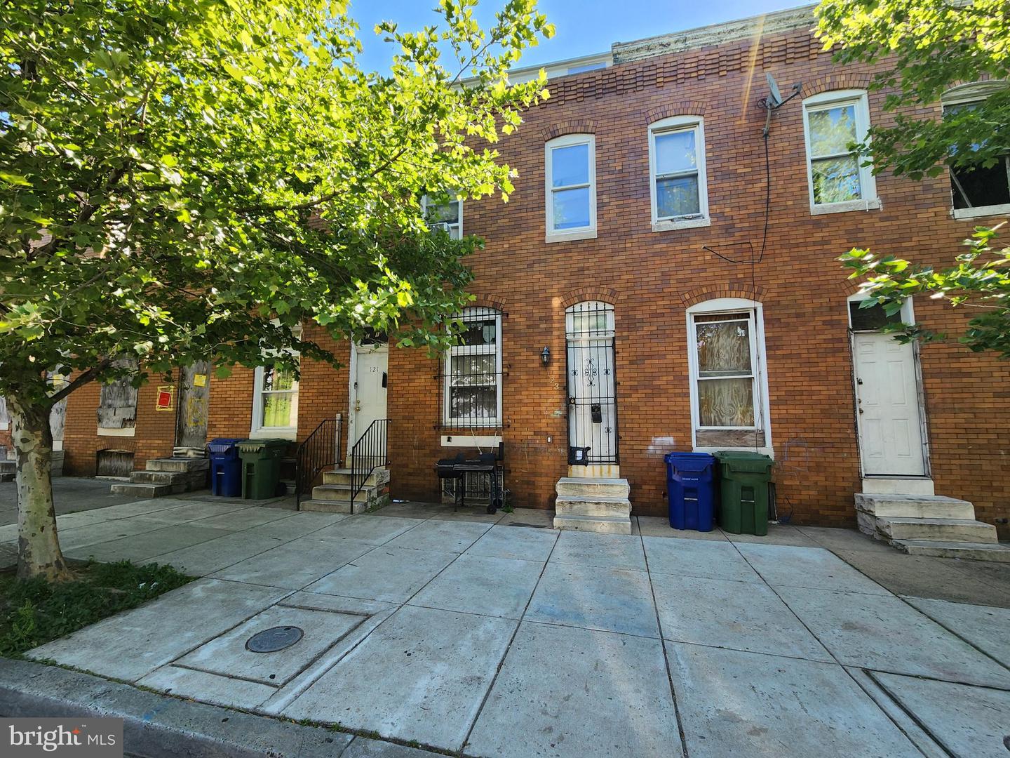 123 S Catherine St Property Photo 3