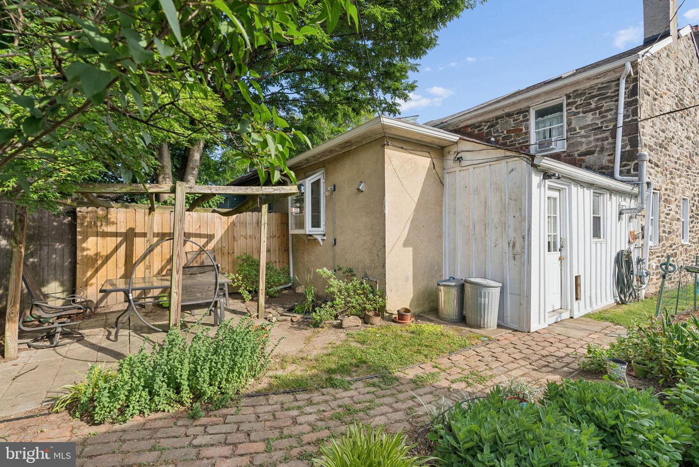 710 Puritan St Property Photo 46