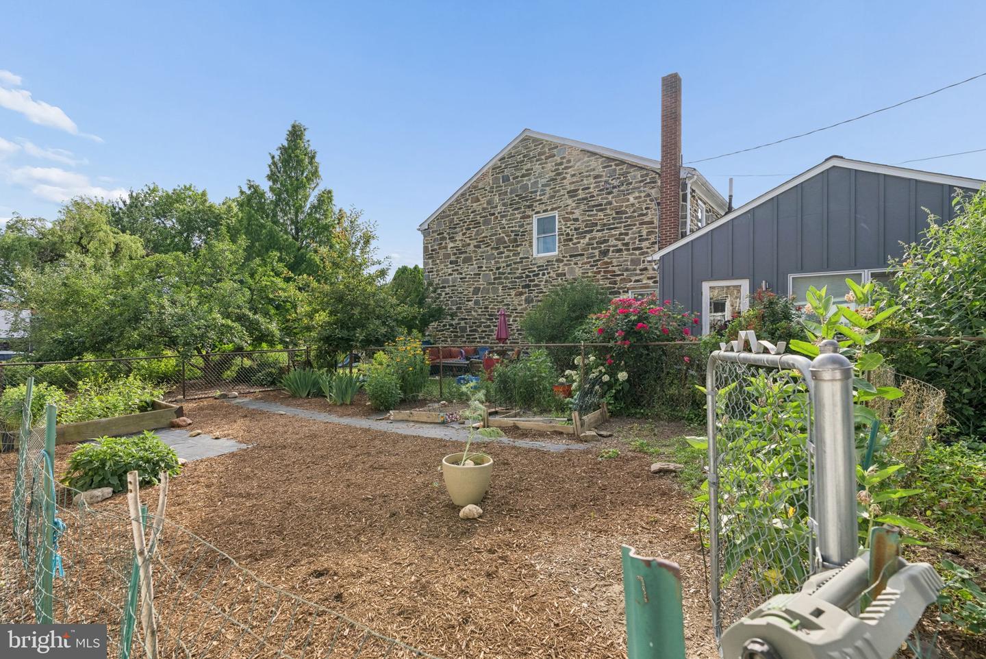 710 Puritan St Property Photo 47