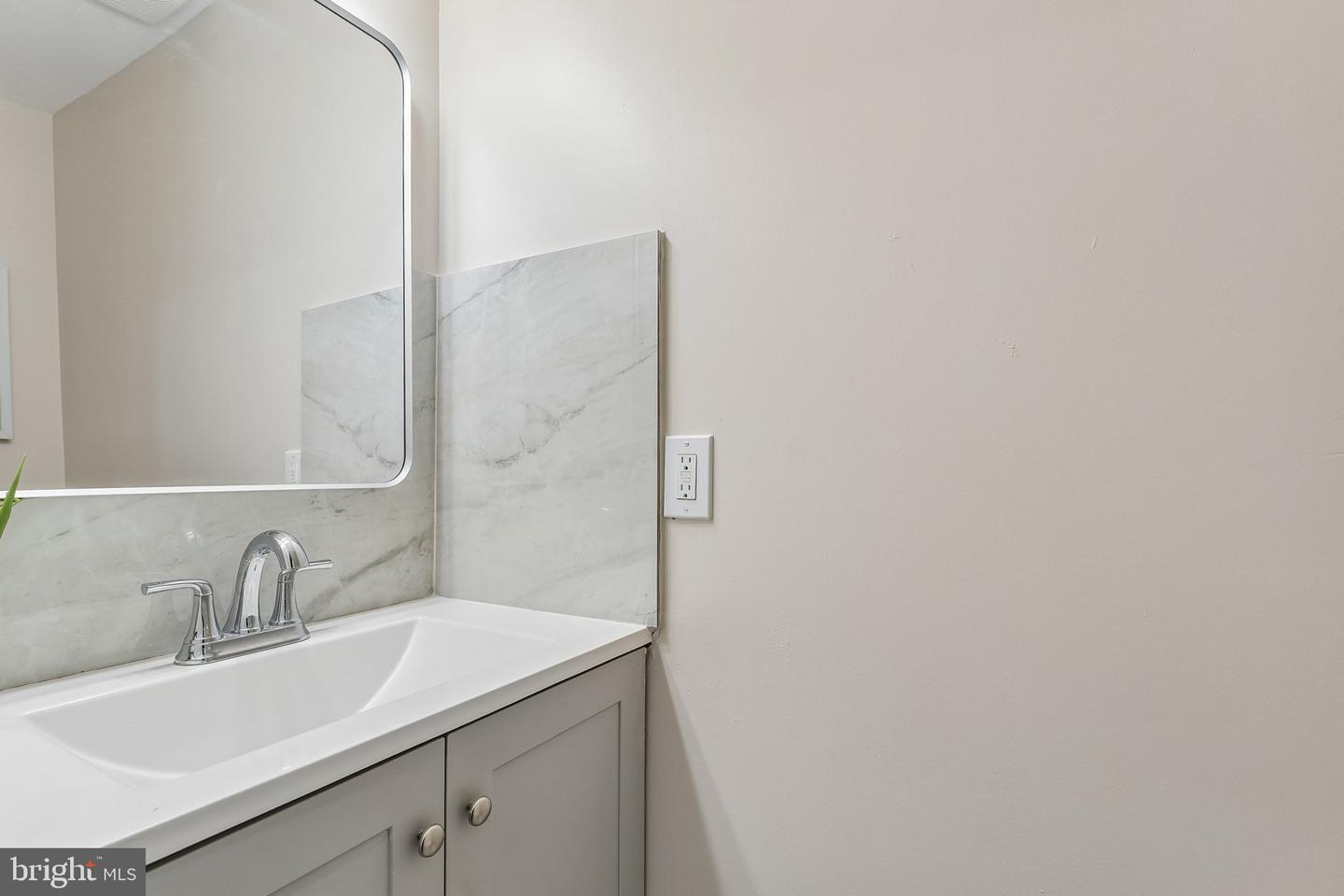 135 N Highland Ave Property Photo 15