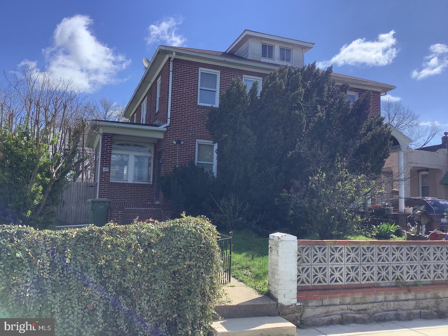 1603 DUNDALK AVE Property Photo 1