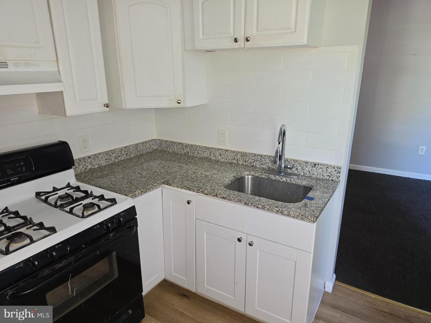 1714 Presstman St Property Photo 6