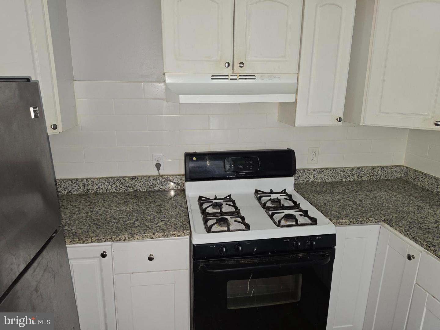1714 Presstman St Property Photo 7