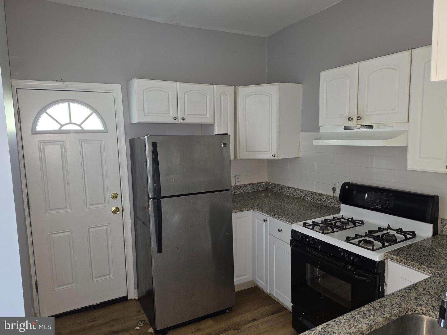 1714 Presstman St Property Photo 8