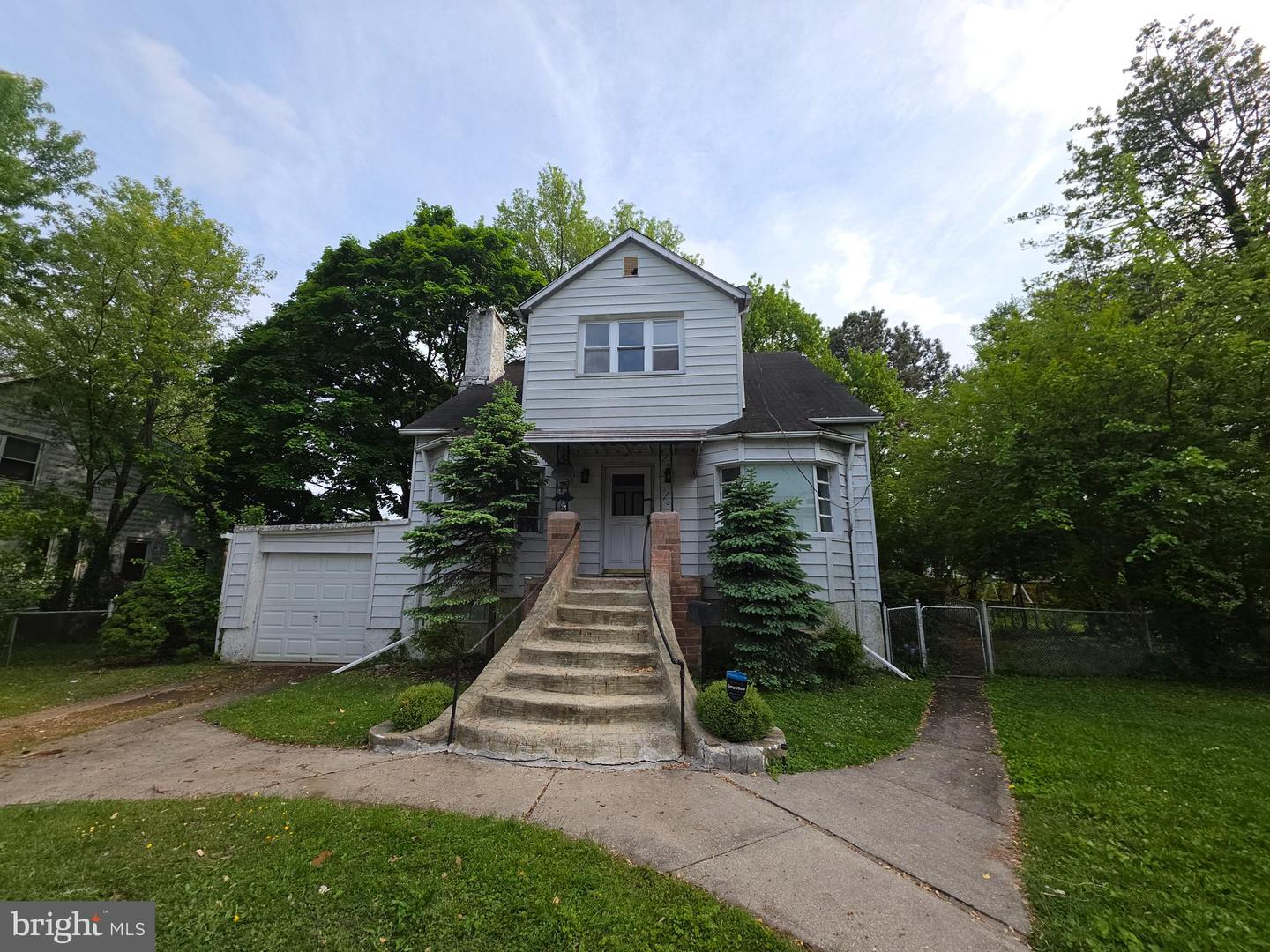 4405 RASPE AVE Property Photo 1