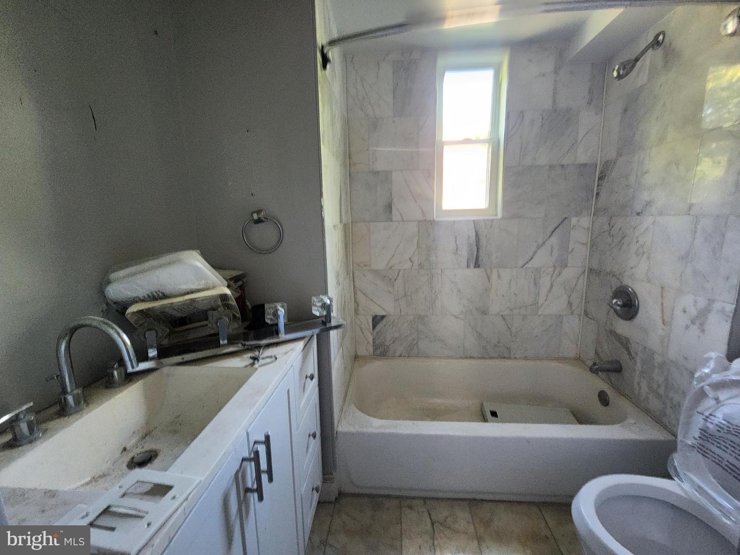 3516 Hayward Ave Property Photo 37