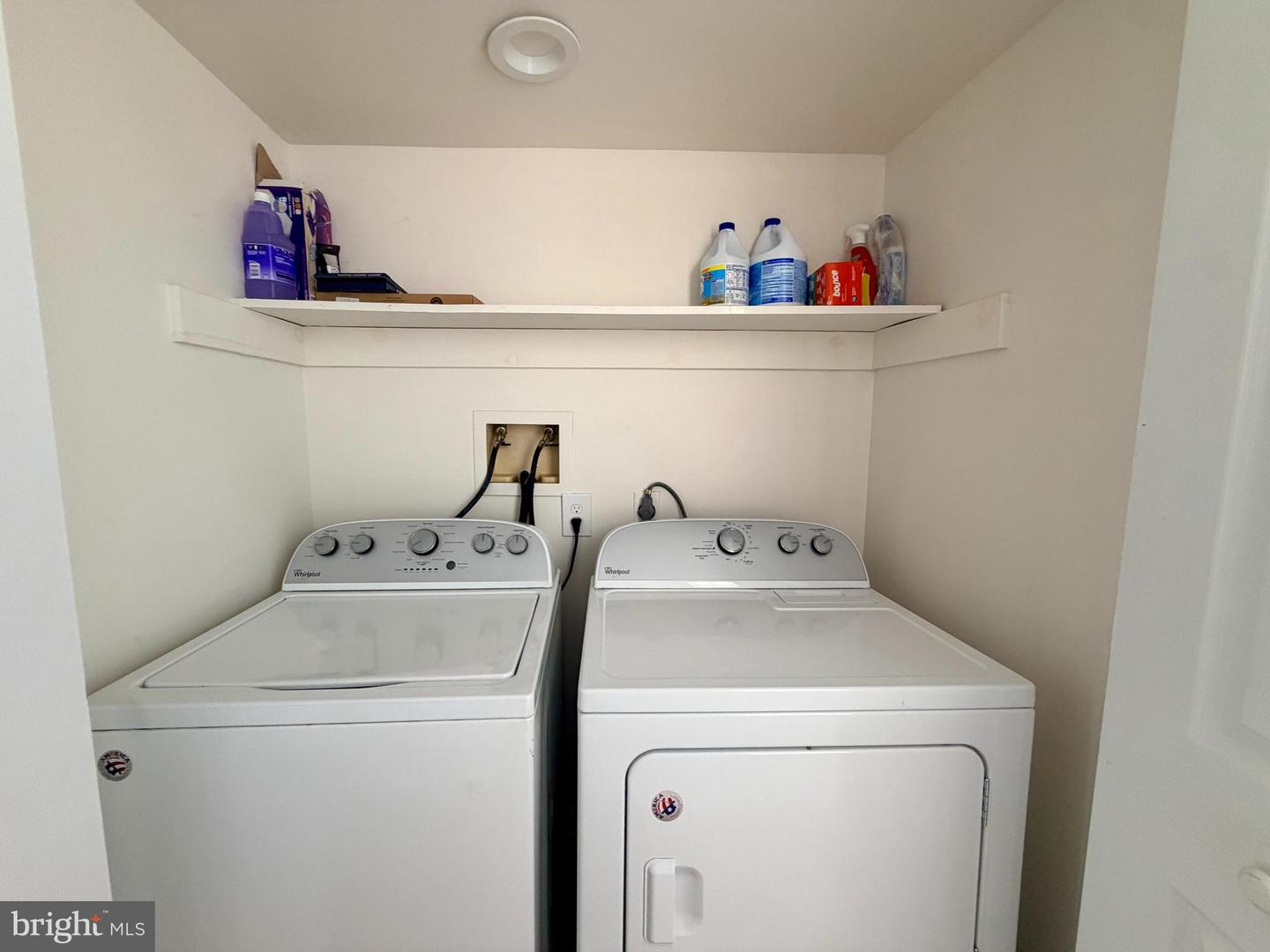 916 Bevan St Property Photo 15