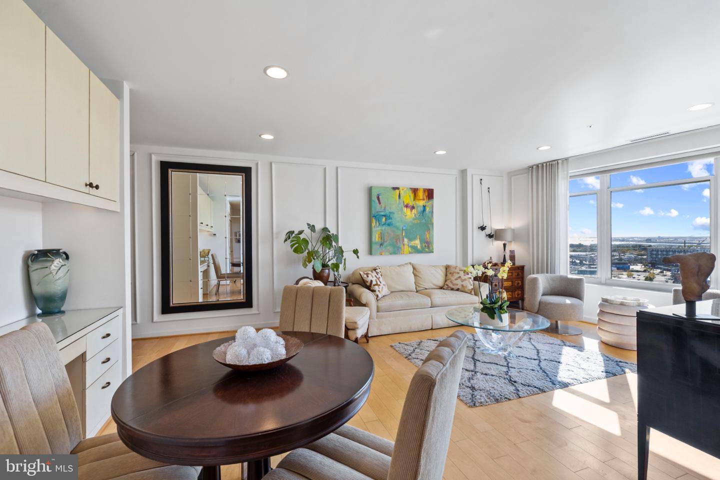 100 Harborview Dr #1708 Property Photo 3