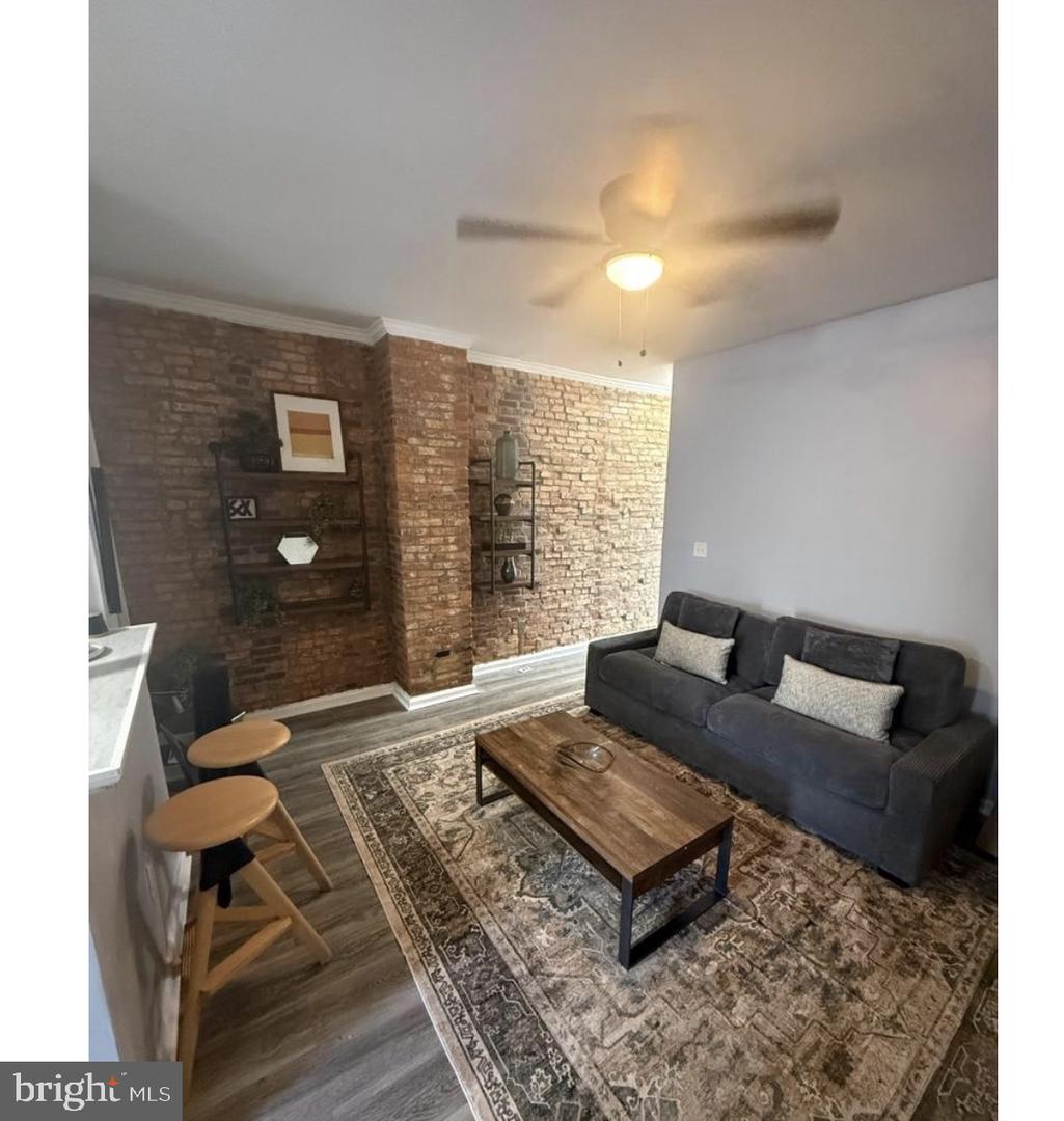 1412 W Saratoga St #2 Property Photo 5