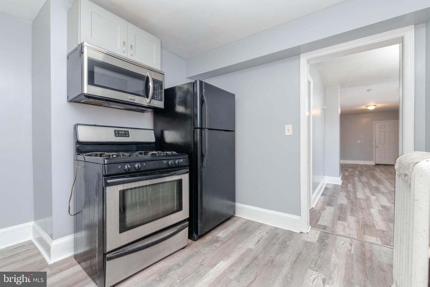 3401 W Rogers Ave Property Photo 5