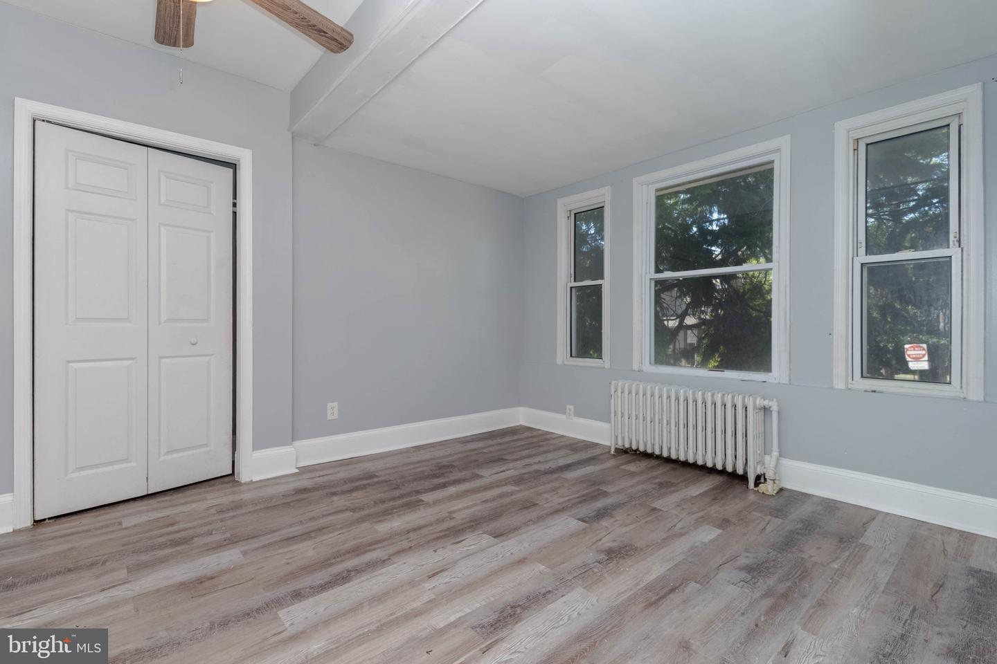 3401 W Rogers Ave Property Photo 15