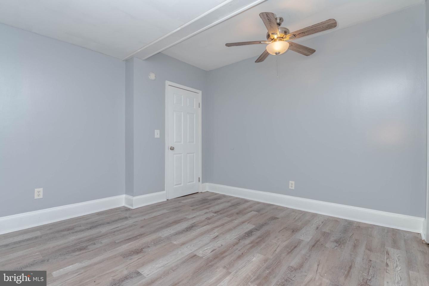 3401 W Rogers Ave Property Photo 17