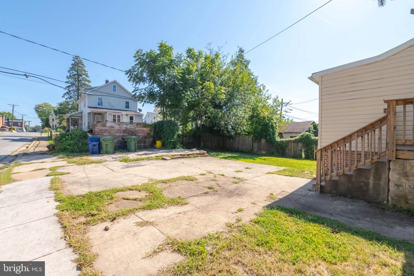 3401 W Rogers Ave Property Photo 37