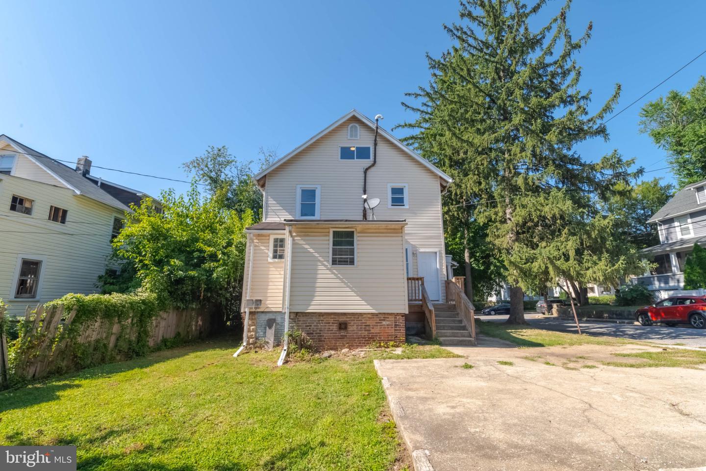 3401 W Rogers Ave Property Photo 38