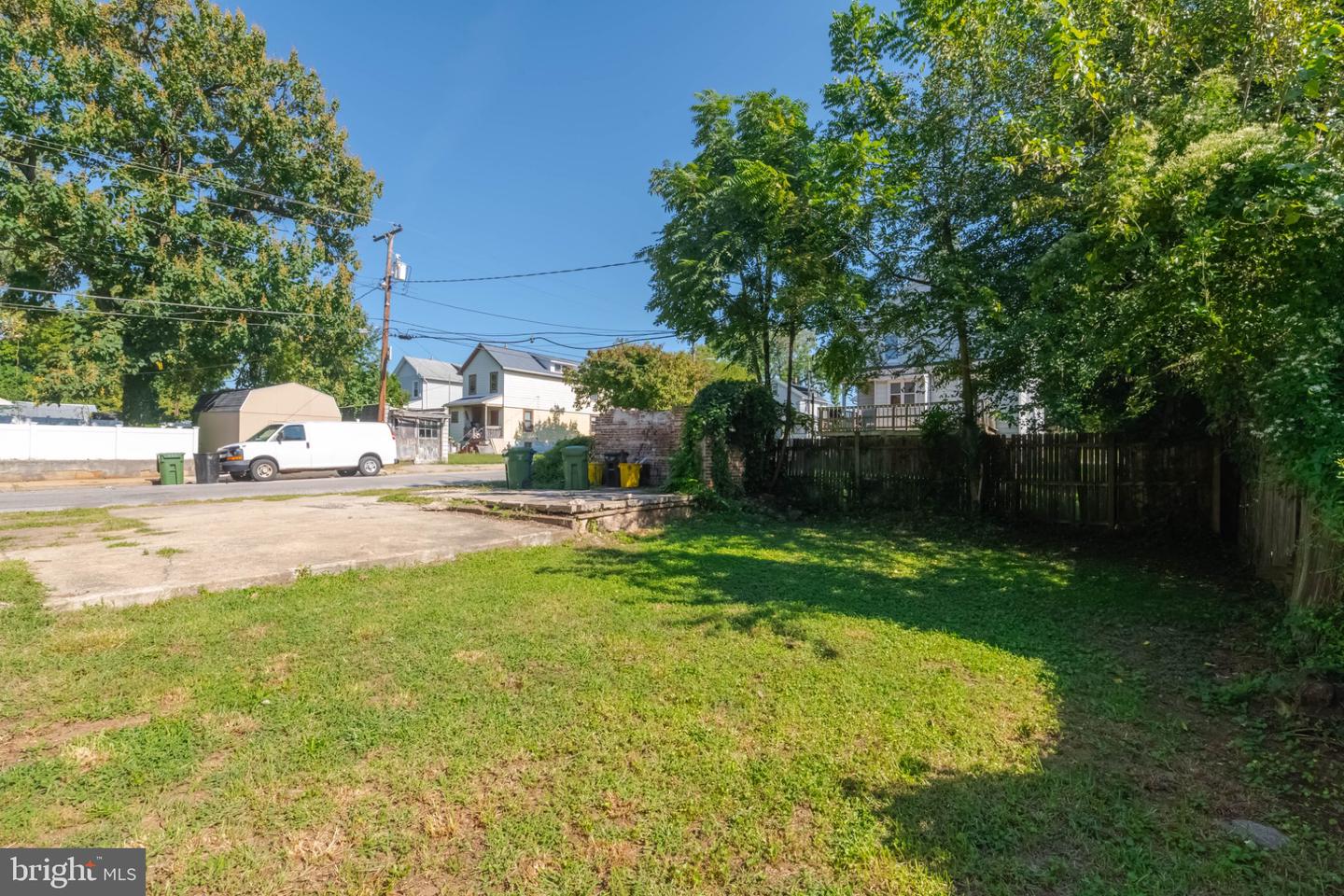 3401 W Rogers Ave Property Photo 40