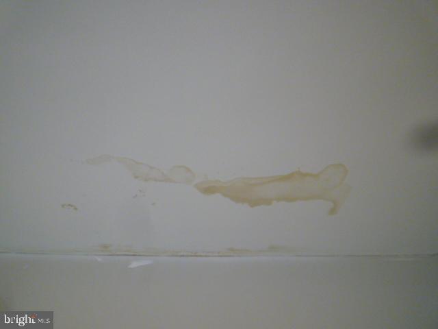 5118 Harford Rd Property Photo 3