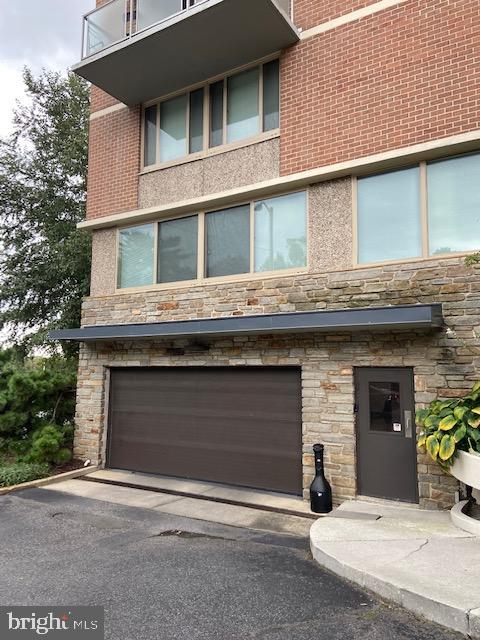 1 E University Pkwy #1302 Property Photo 7
