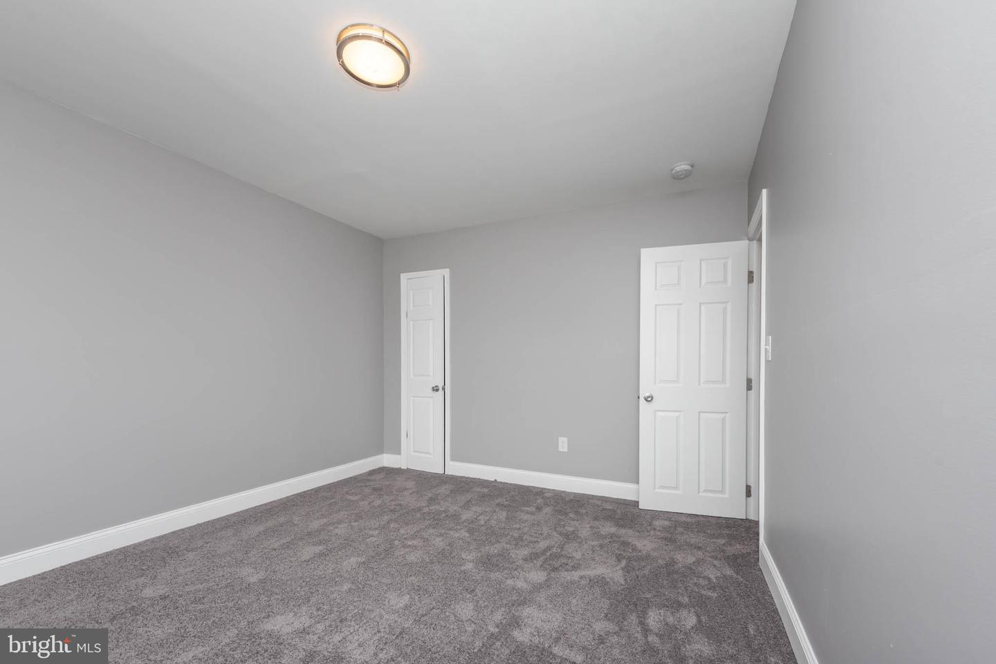 4921 Edgemere Ave Property Photo 12