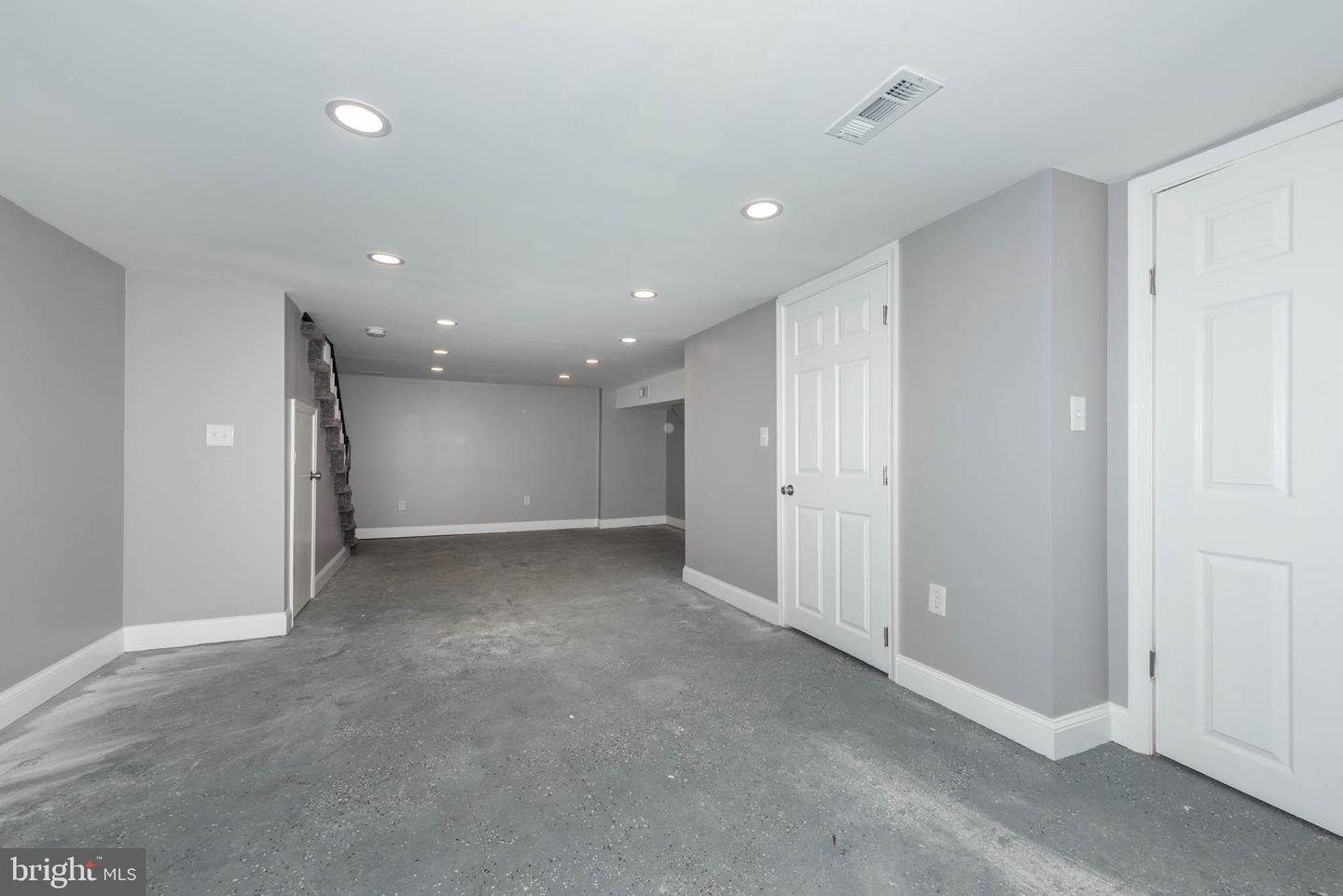 4921 Edgemere Ave Property Photo 20