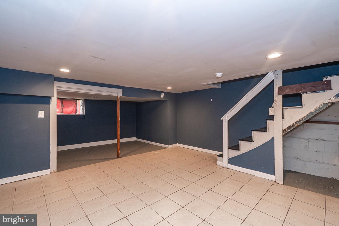 1218 N Curley St Property Photo 13