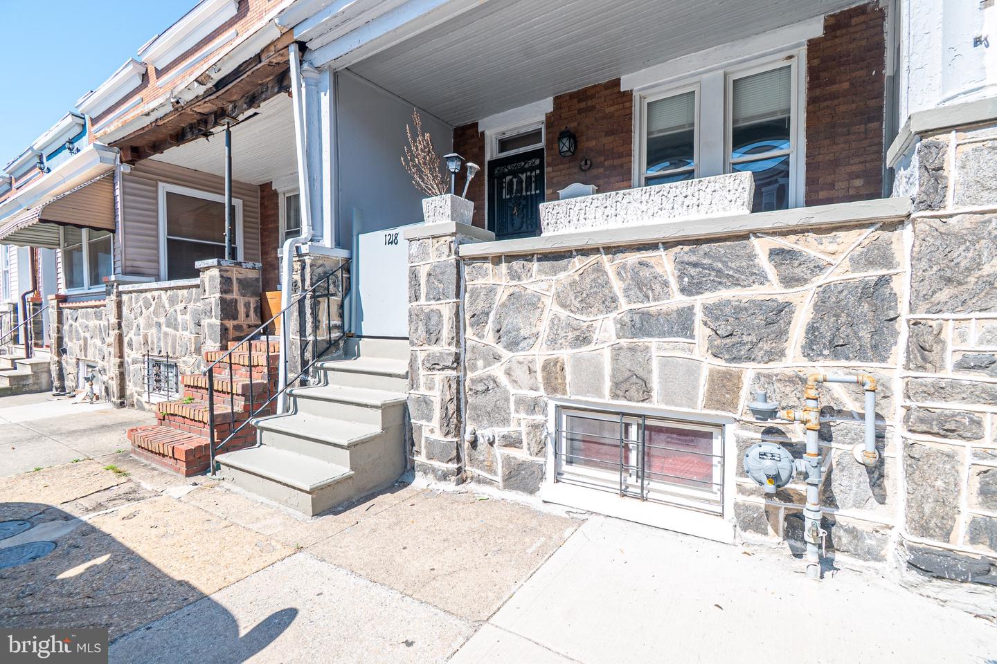 1218 N Curley St Property Photo 17
