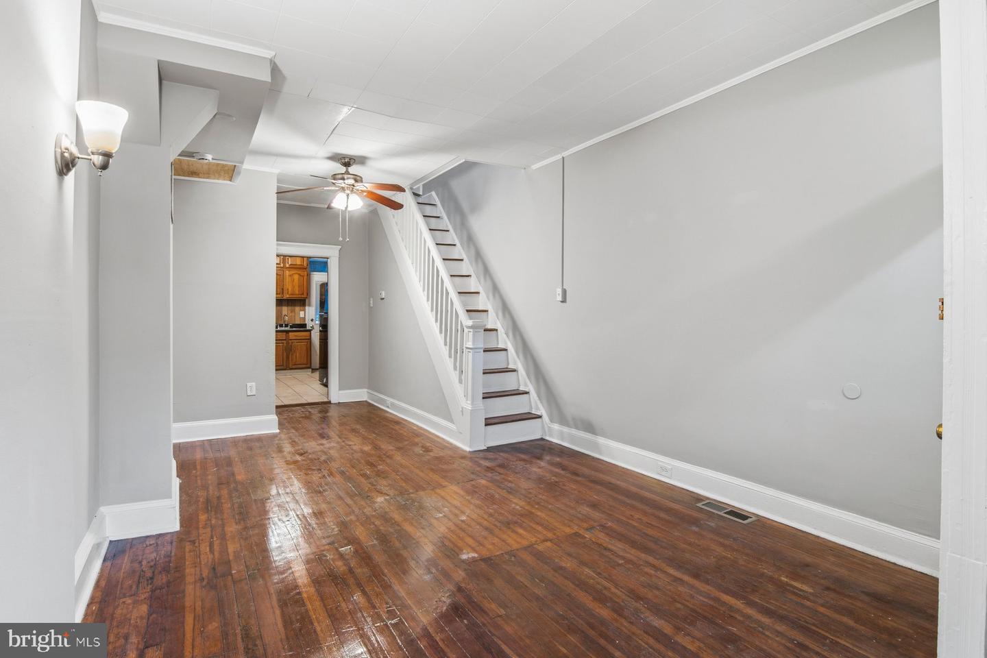 120 N Potomac St Property Photo 3