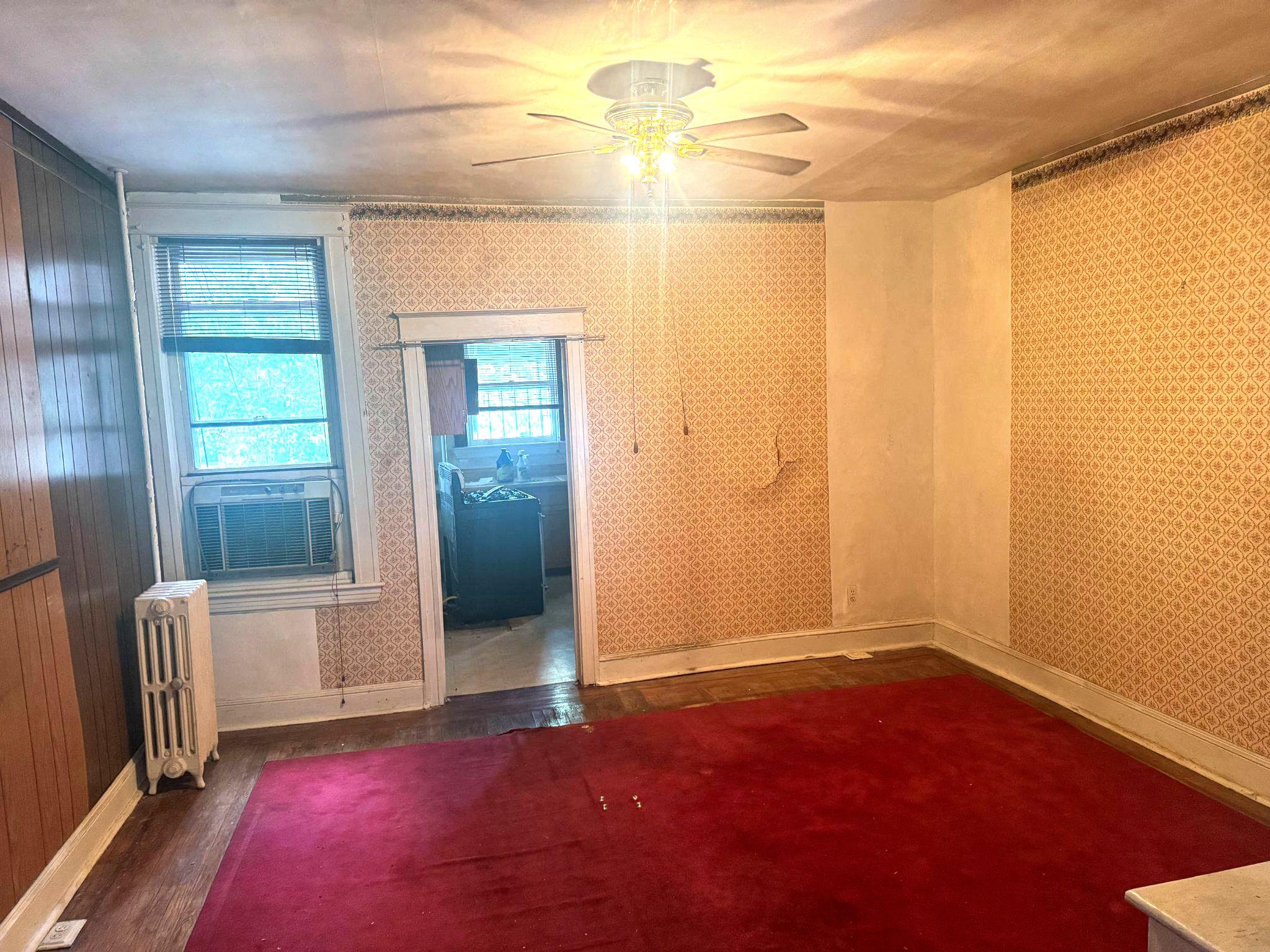 2545 Robb St Property Photo 3