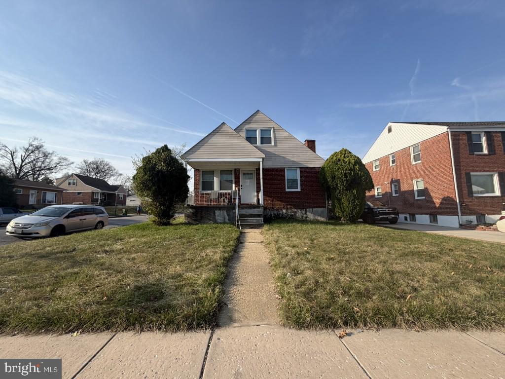 2507 E Northern Pkwy Property Photo 1