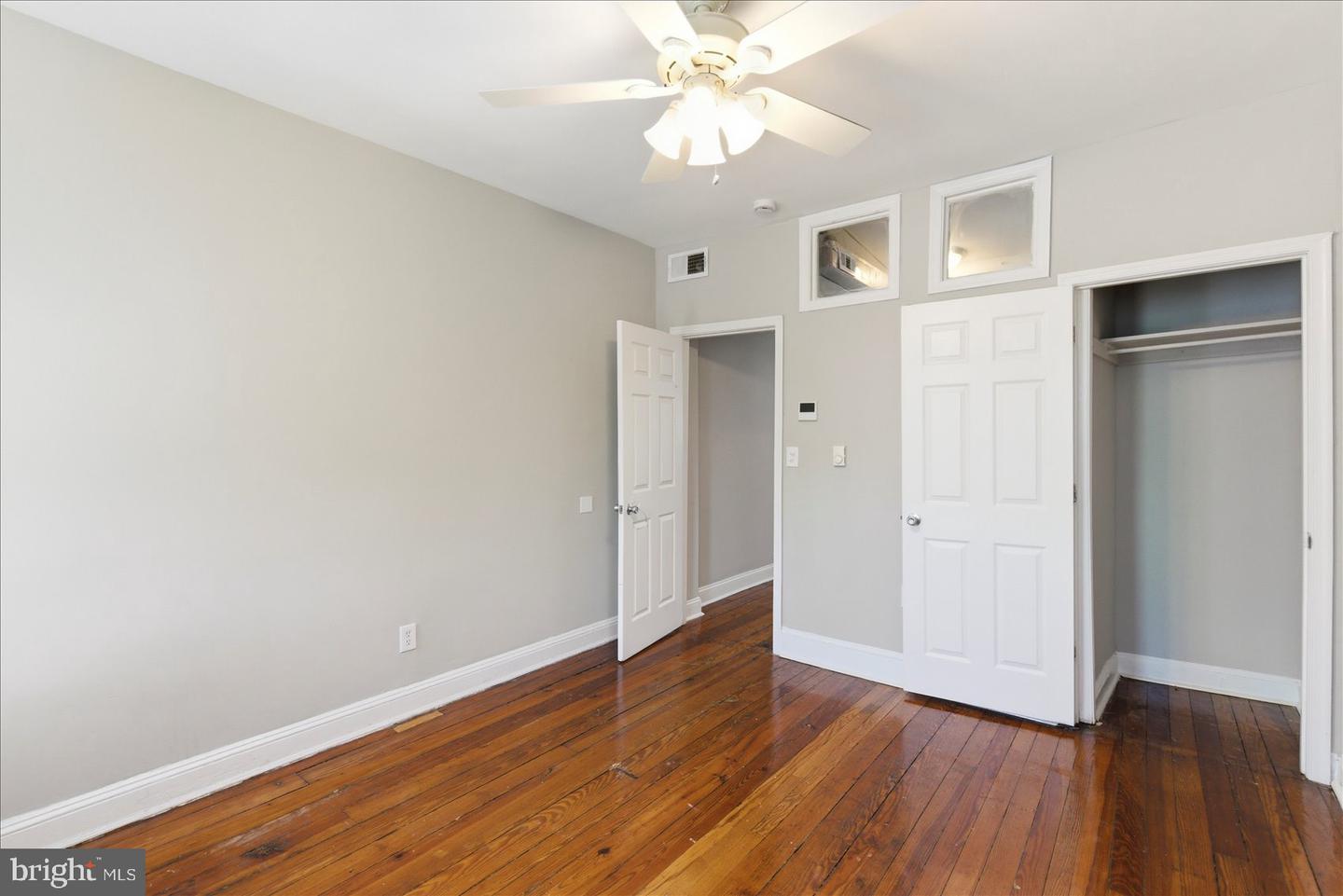 1208 W Cross St Property Photo 20