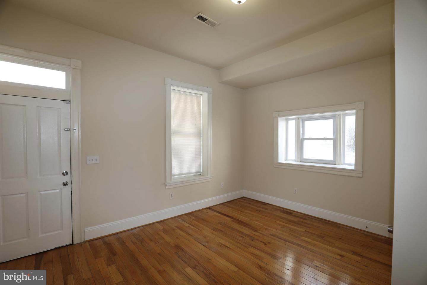 1812 Guilford Ave Property Photo 6