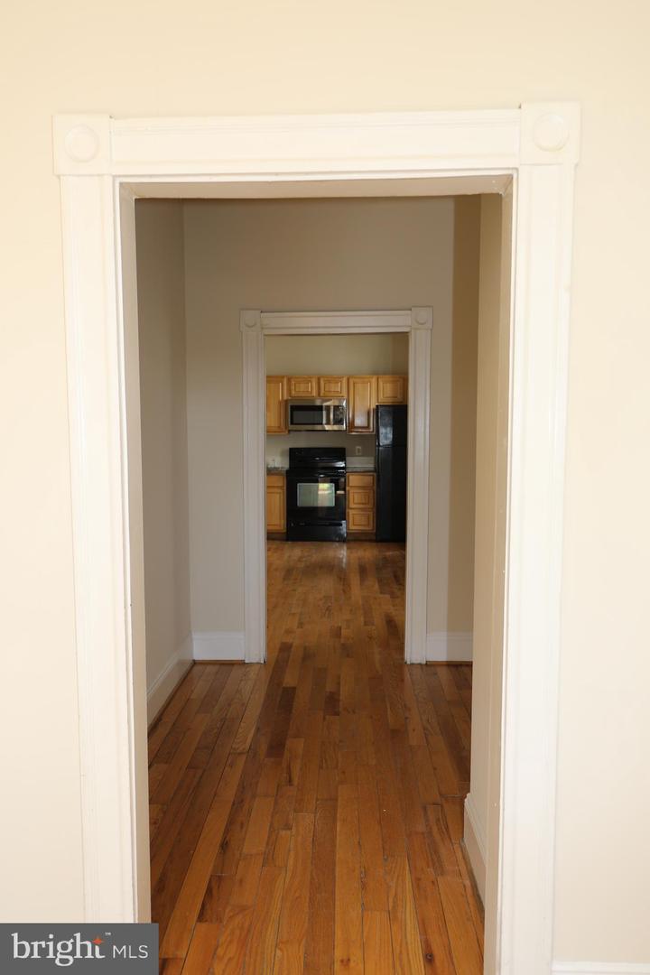 1812 Guilford Ave Property Photo 19