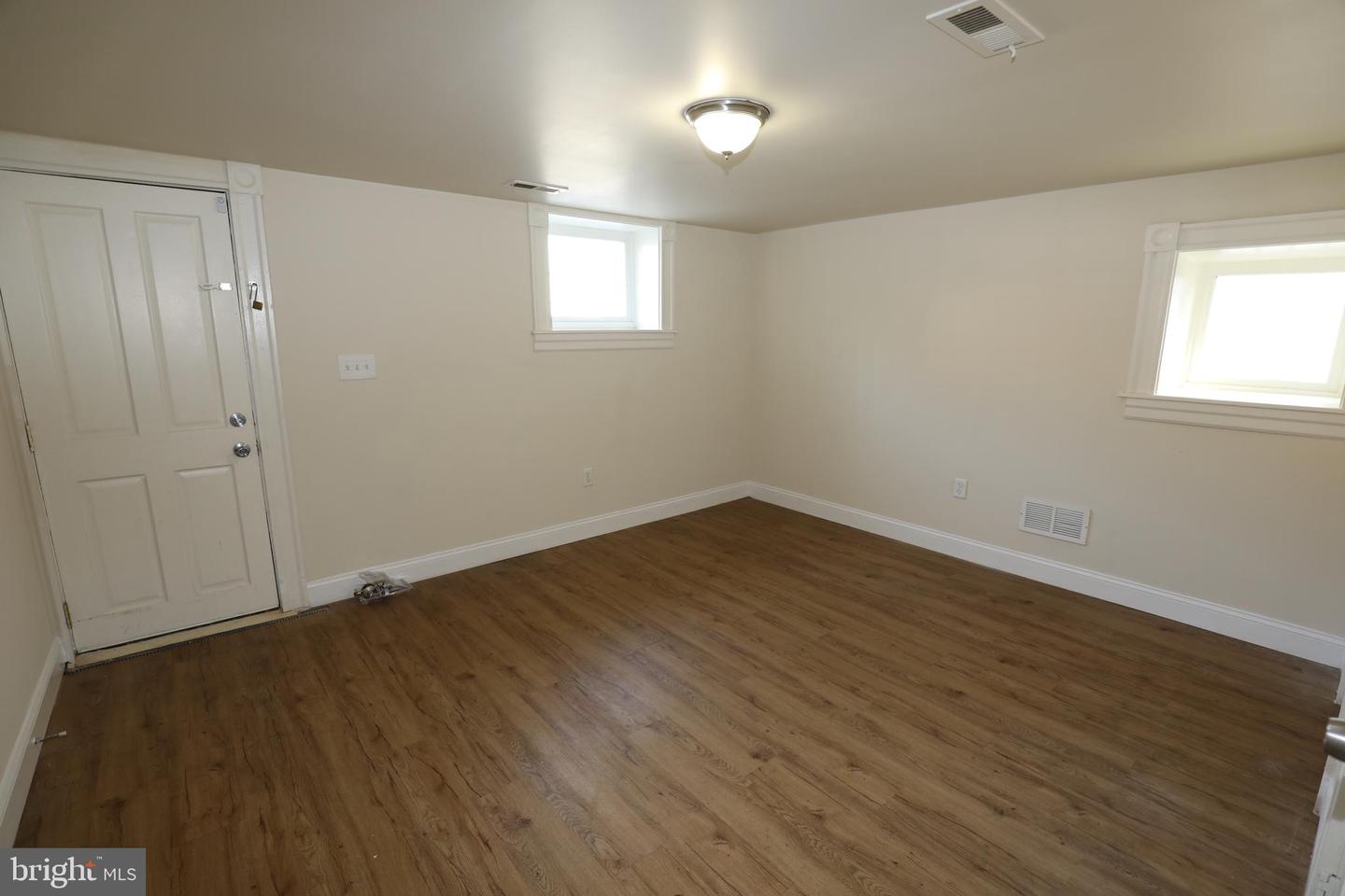 1812 Guilford Ave Property Photo 28