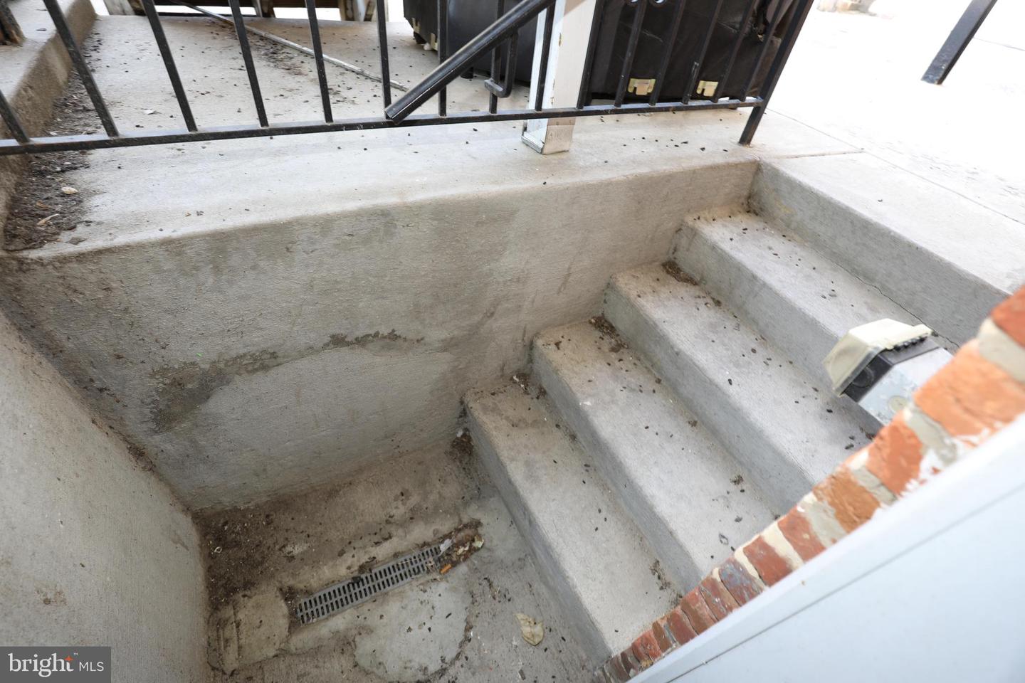 1812 Guilford Ave Property Photo 34