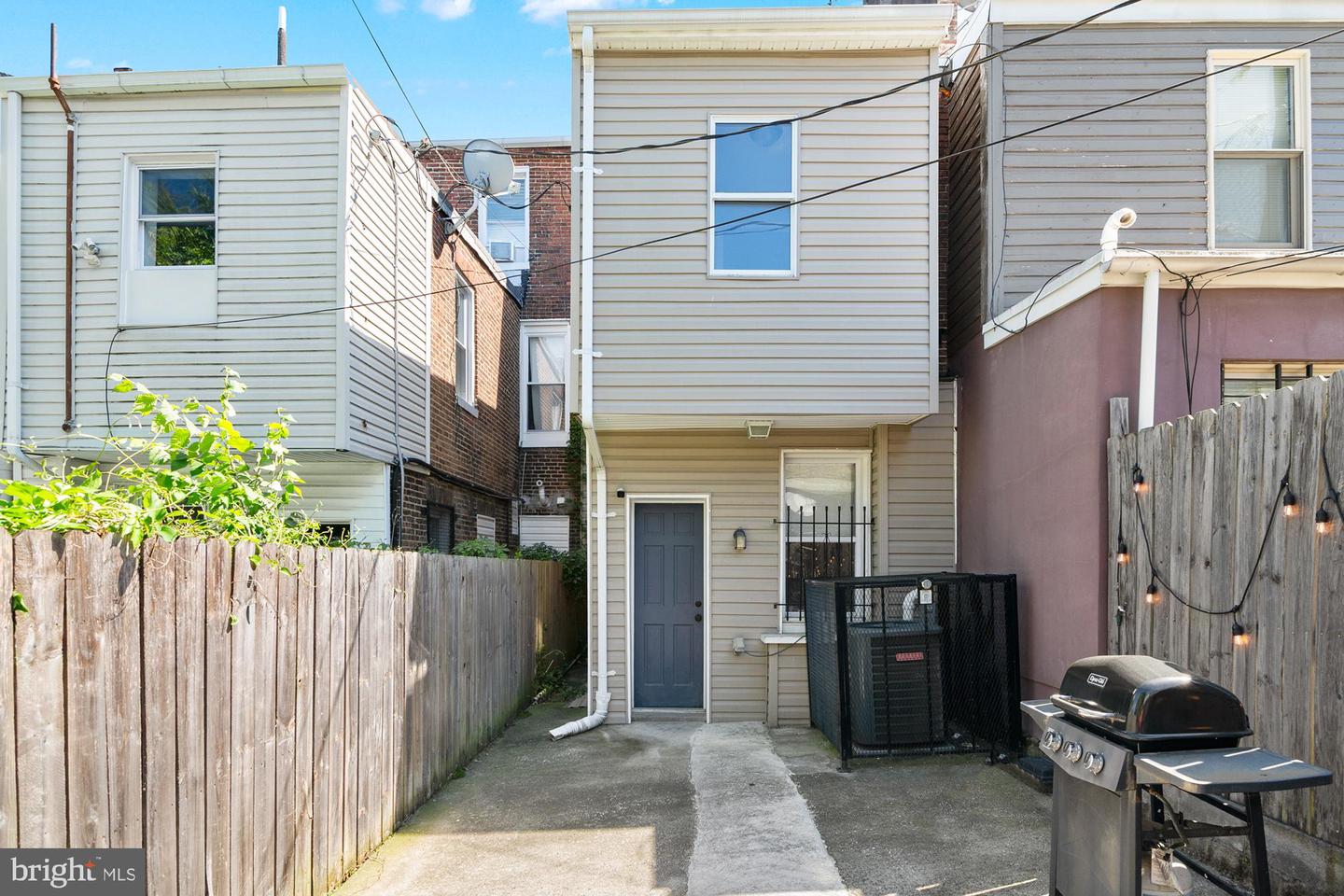 1602 E Biddle St Property Photo 41