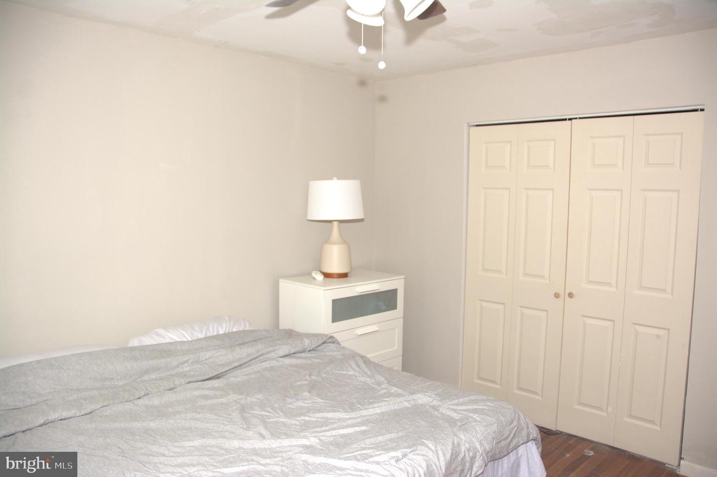 2929 Walbrook Ave Property Photo 7
