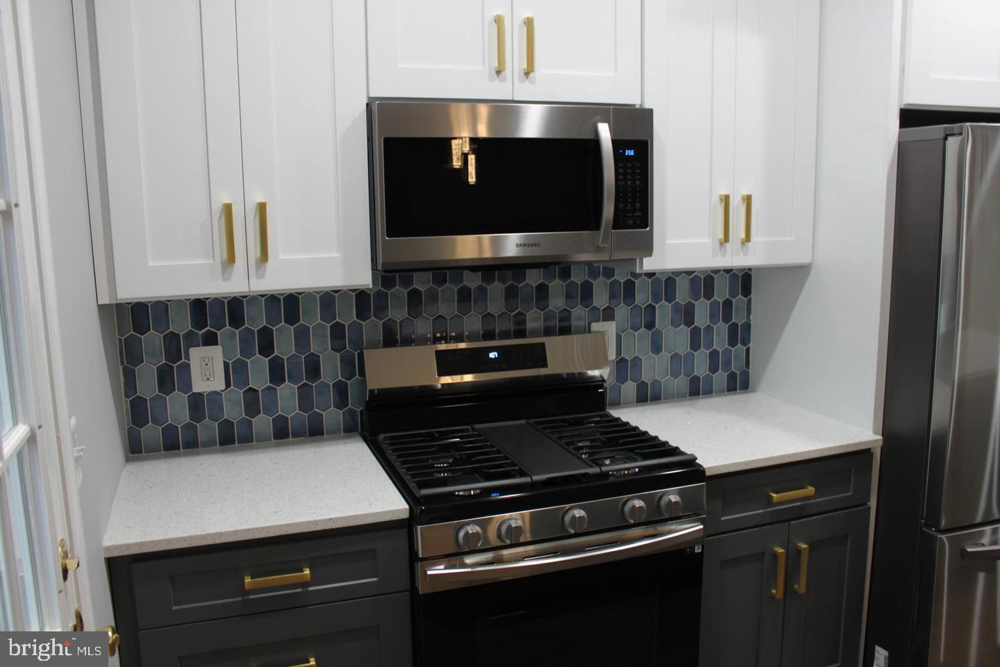 727 Mount Holly St Property Photo 10