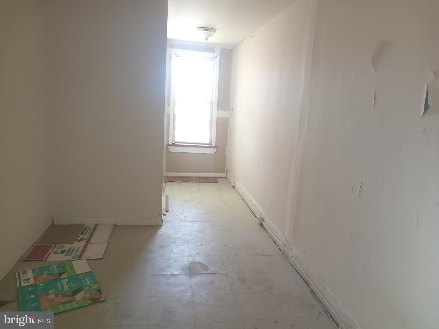 407 Font Hill Ave Property Photo 4