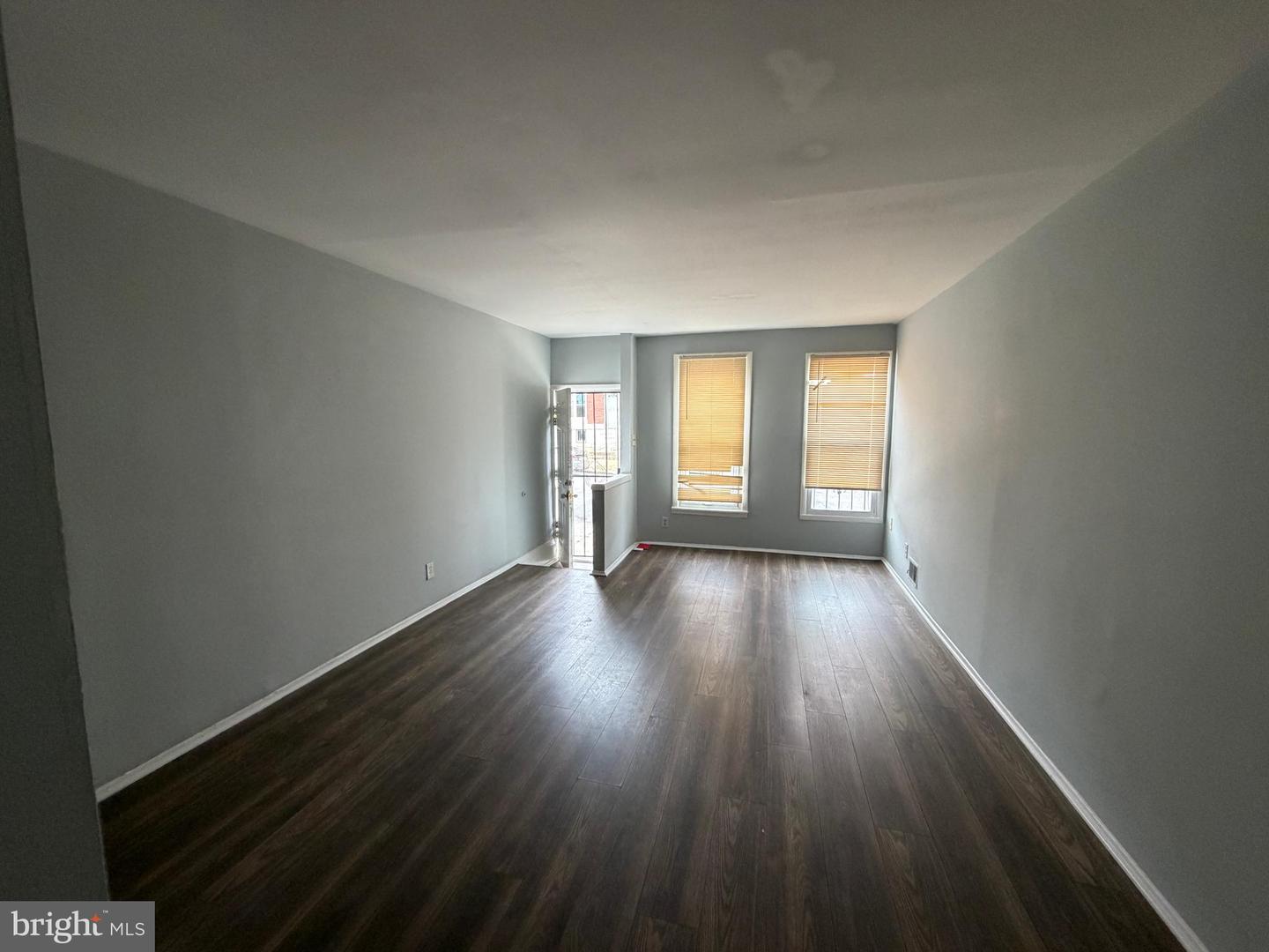 2845 Harlem Ave Property Photo 2